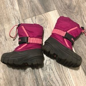 Sorel toddler snow boots size 7